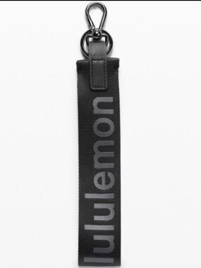 New Lululemon Never Lost Keychain - Black  / Super Dark - OG Rare NWT